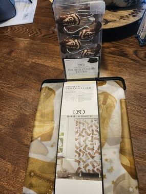 D&D Darsee & David's Western Boot Shower Curtain + Matching Hooks - Gold & White